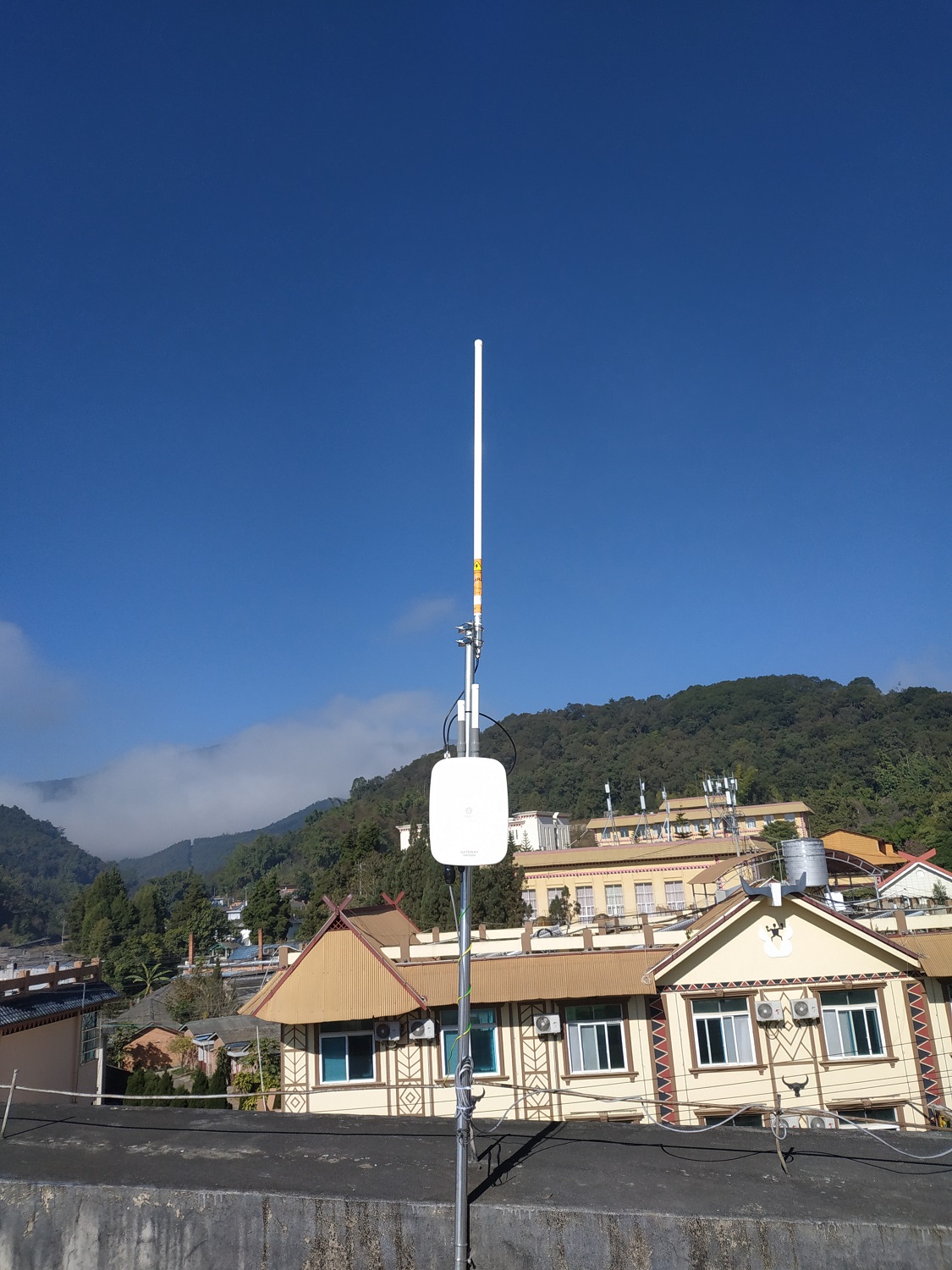 Industrial LoRaWAN Gateway.jpg