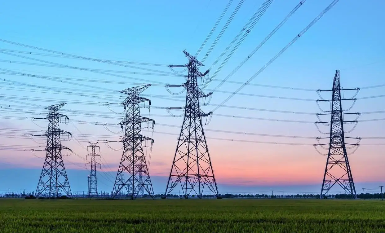 Weather Station in Meteorological Monitoring of Transmission Lines.jpeg