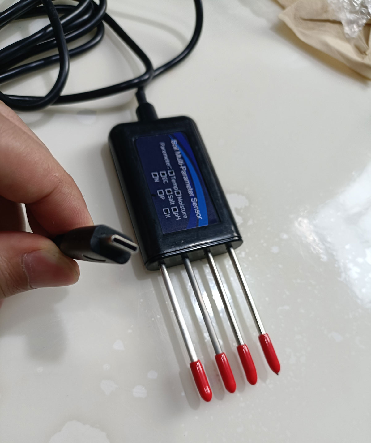 8-in-1 Soil Sensor Portable Type-C/USB Soil Multi-Parameter Tester & Analyzer.jpg 8-in-1 Soil Sensor Portable Type-C/USB Soil Multi-Parameter Tester & Analyzer.jpg